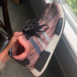 ADIDAS NMD WOMENS SZ 8.5 BRIGHT PINK/BLACK